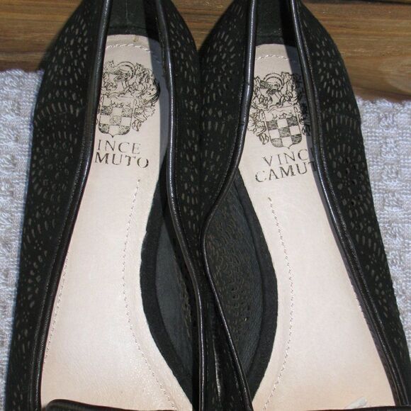 Black Laser Cut Flats - Picture 7 of 9